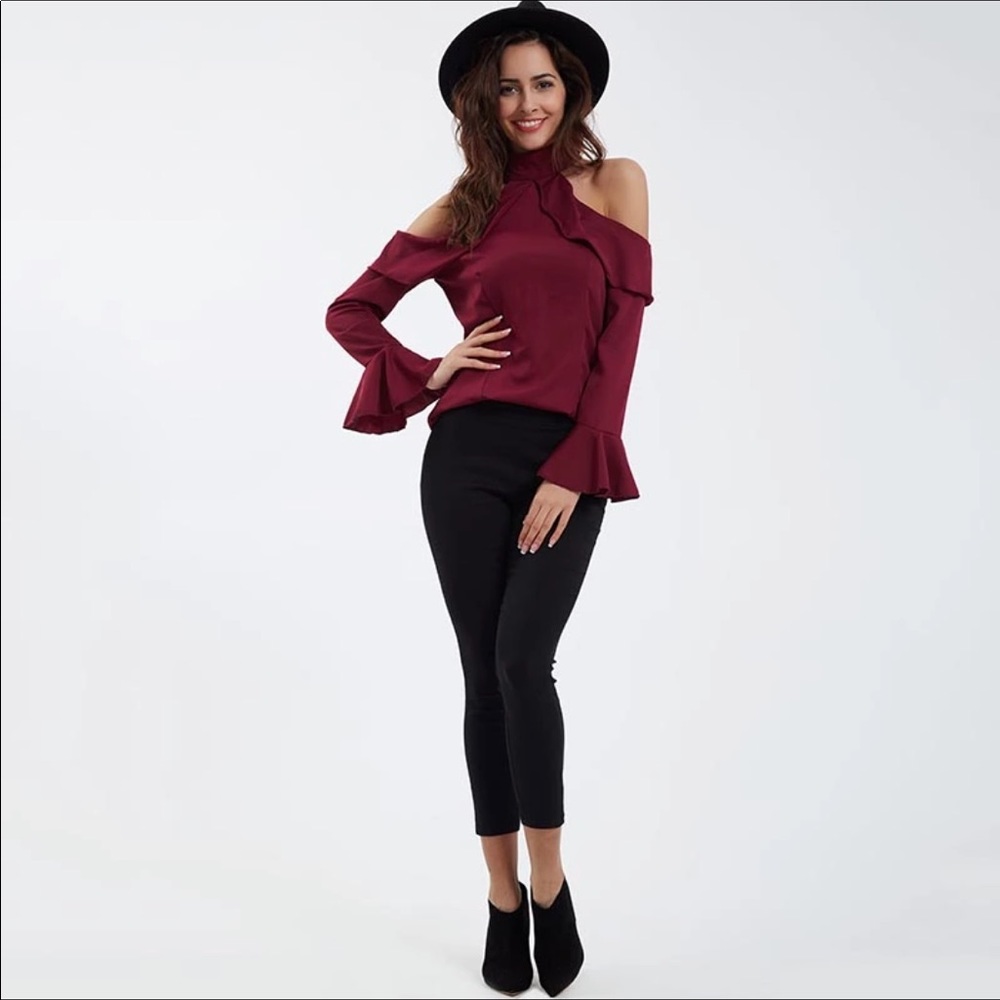 🎉HP🎉Burgundy Cold Shoulder Choker Top - Picture 7 of 7